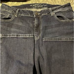 Like new, Maurice’s M Jeans, high rise curvy, 18w